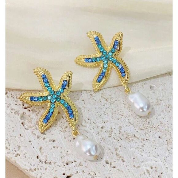Starfish Pearl Earrings - Picture 1 of 4
